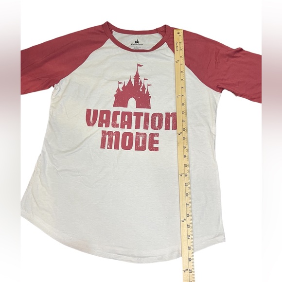Disney Parks Women's Shirt "Vacation Mode" Cinderellas Castle Pink Raglan Tee - Picture 8 of 8